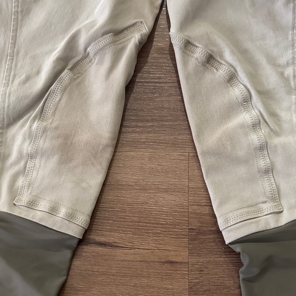 🐴 Woman's Tan AA Prestige Scholler Knee Patch Mid Rise Breeches. Size 42/26 US 🐴 - Picture 2 of 6